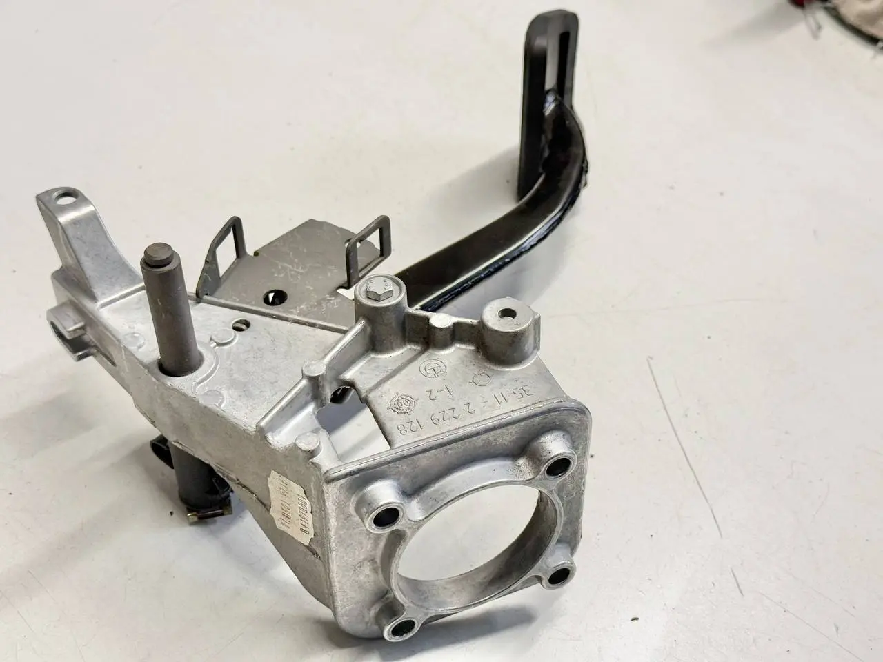 Pedalblock Fußhebelwerk Bremspedal Kupplung BMW 320I E46 AV11 Limo 2004 2229128